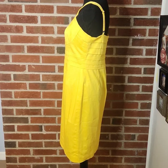 Calvin Klein Yellow Cocktail Dress, Size 6 - Picture 4 of 10